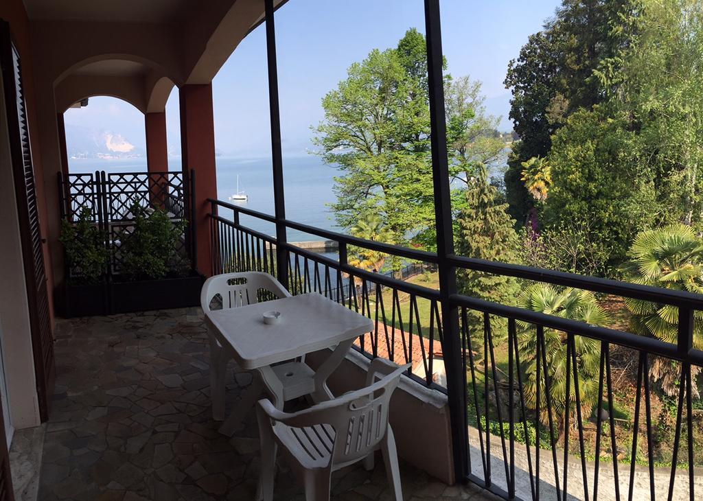 Albergo Riva Рено-ди-Леджуно Экстерьер фото